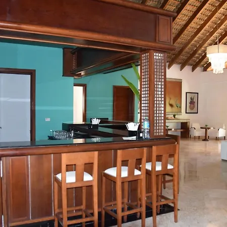 Sunset Boutique Hotel All Suites-3