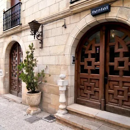 Hostal Santo Domingo de Silos-2