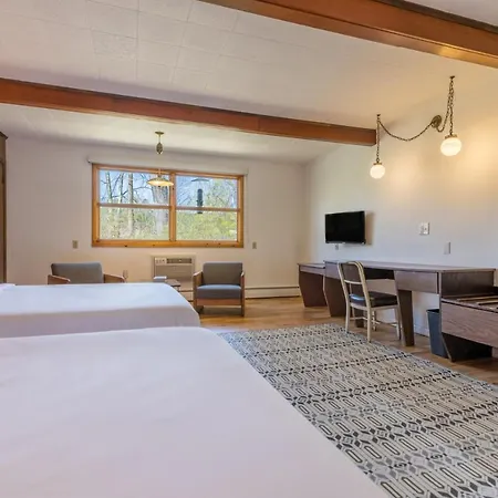 The Grayhaven Motel-2