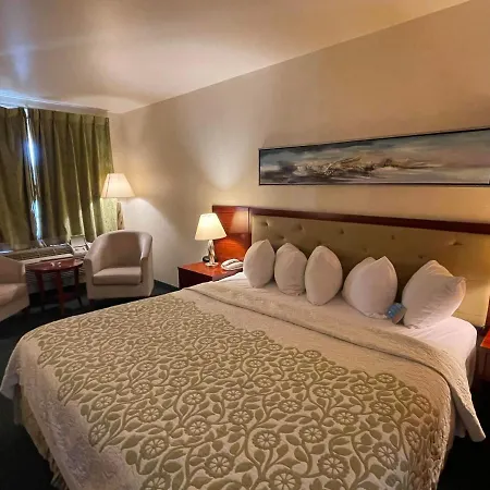 Days Inn By Wyndham Deming-3