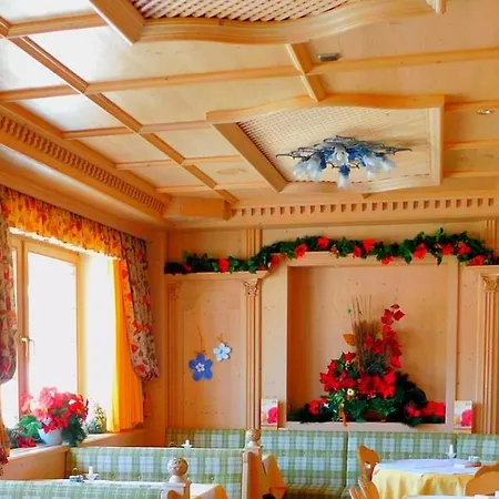 Hotel-Gasthof-Sonneck-3