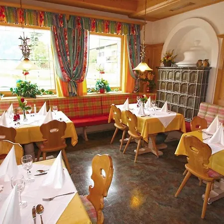 Hotel-Gasthof-Sonneck-2