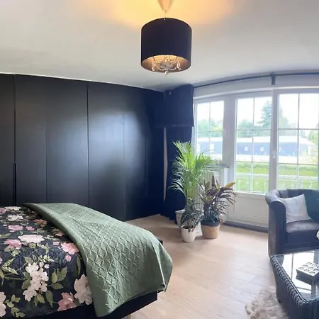 Bed&Bokes aan de Maaskant-2