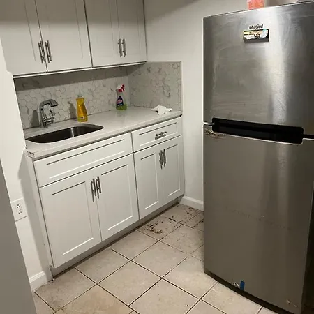 A Cozy Room In Queens-2