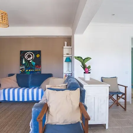 Lisbon Waves Surf Lodge-2