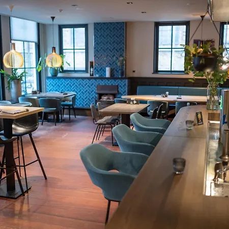 Hotel Grandcafe De Doelen-2