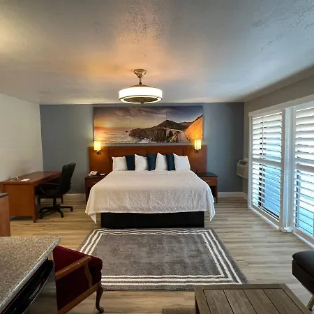 Comfort Inn Near Hearst Castle - Cambria-3