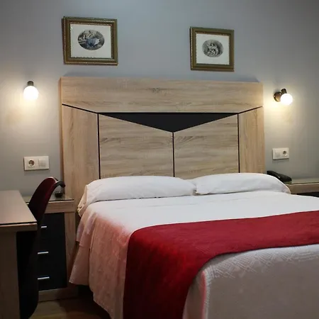Hostal Madrid-2