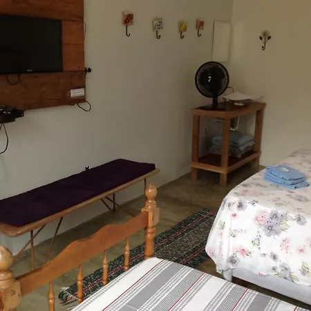 Santa Maria Hospedagem e Eventos e loja Boutique-2