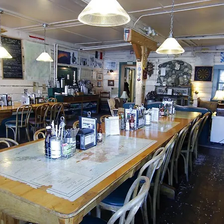 Talkeetna Roadhouse-3