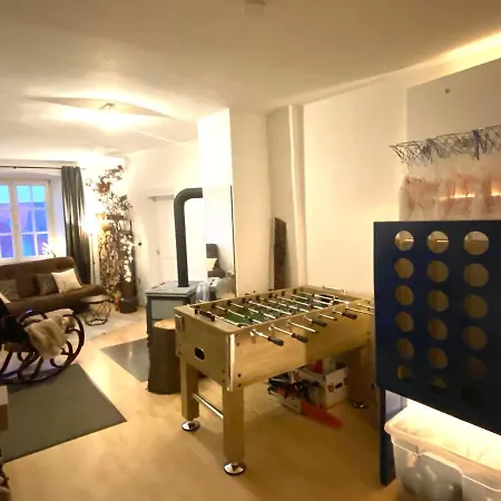 Room in Apartment - Schlafen Wie Prinzessinnen In Kemptens Schlosschen-3