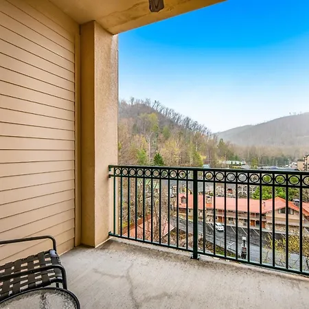 Summit Manor Condos Unit B3052-2