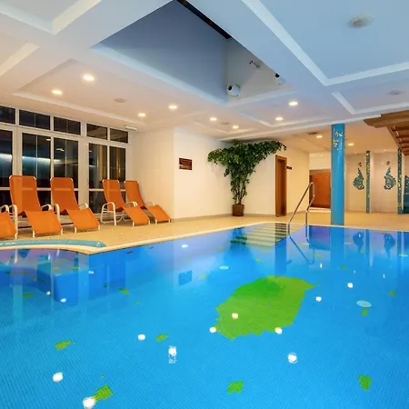 Aparthotel Tyrol-3