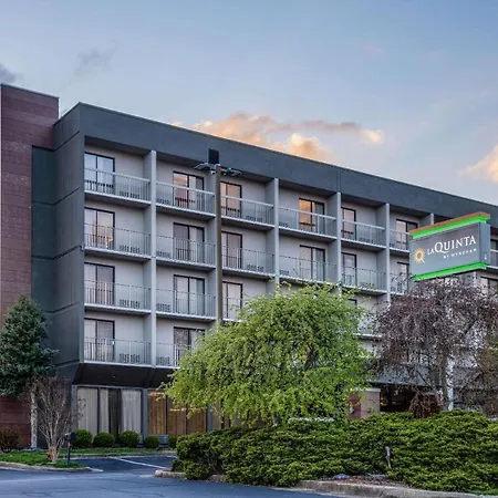 La Quinta By Wyndham Kingsport Tri Cities Airport-3