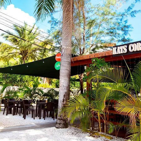 Tropicana Suites-3