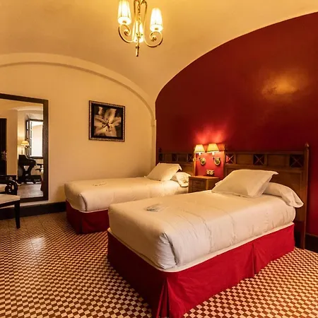 Hotel Rural Olivenza Palacio-3