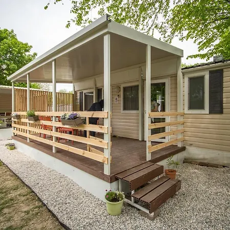 Mobile Home-3