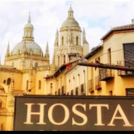 Hostal Plaza-3