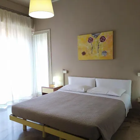 B&B Cameracaffe Centro-2