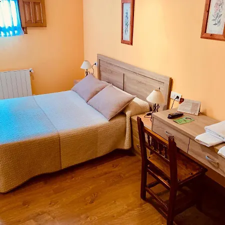 Hostal La Serna-2