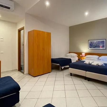 Hotel Leopolda-3