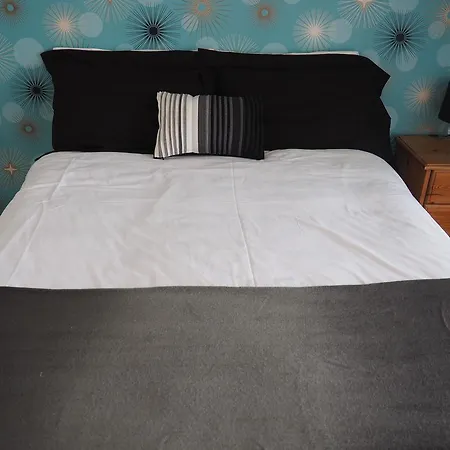 City Guest House-3
