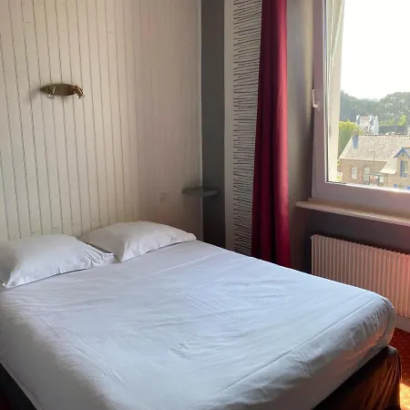 Logis Hotel Restaurant Le Phare-2