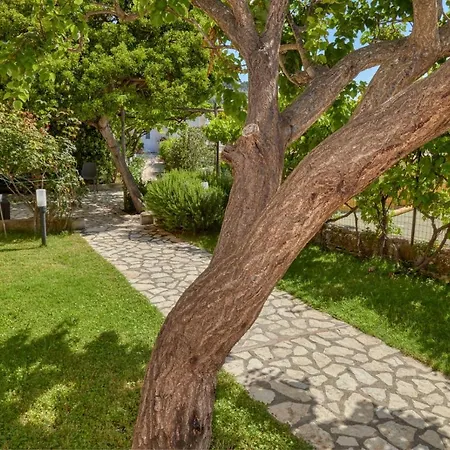 Villa Giardini Luxury Room-2