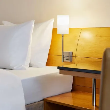 Lindner Hotel Dusseldorf Seestern, Part Of Jdv By Hyatt-3