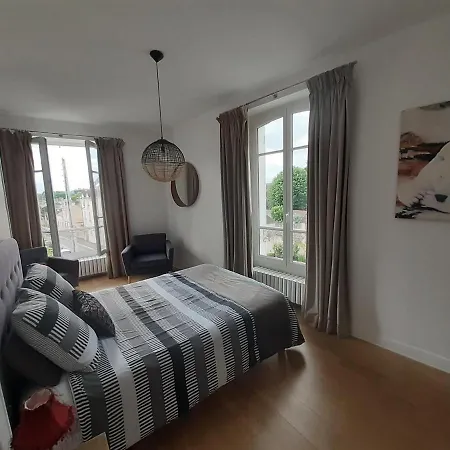centre ville, chambre indépendante 20m2 et sa salle de bain privée-2