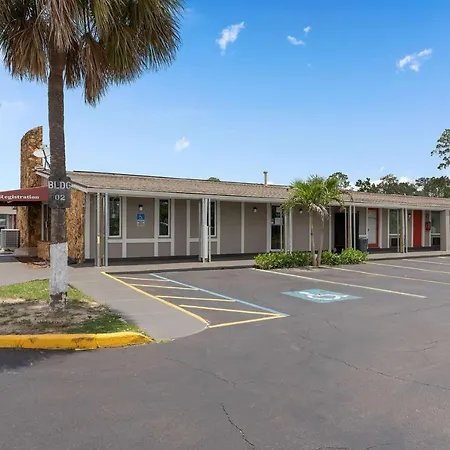 Super 8 By Wyndham Kissimmee-Orlando-3