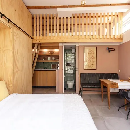 Lovely And Charming Guesthouse Near City Center, Close To Rotterdam-2