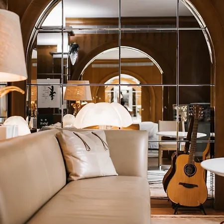 Hotel Le Royal Monceau Raffles Paris-2