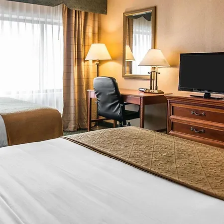 Quality Inn Southfield - Detroit-3