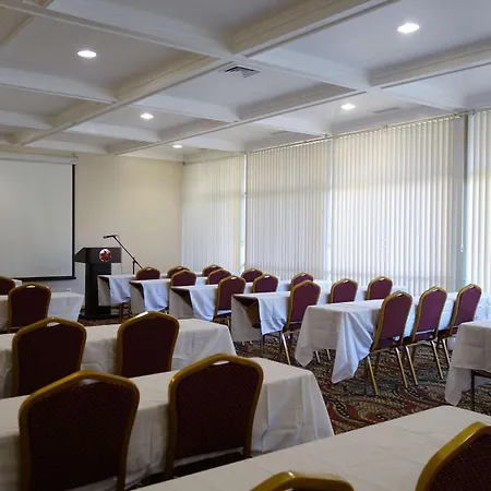 Ramada By Wyndham Sacramento-2