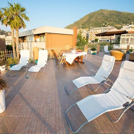 B&B Olas Del Mar-2