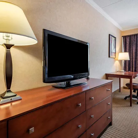 Best Western Plus Oswego Hotel And Conference Center-2