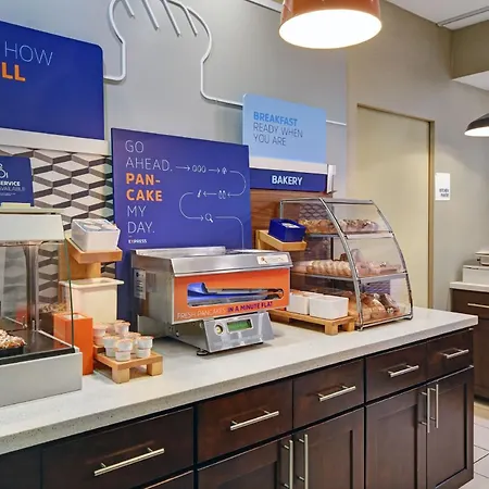 Holiday Inn Express Marshall By Ihg-2