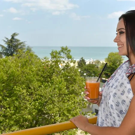 Hotel Malibu-3
