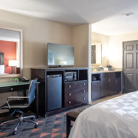 Holiday Inn Oceanside Marina Camp Pendleton By Ihg-2