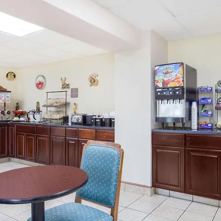 Ramada By Wyndham Angola/Fremont Area-2