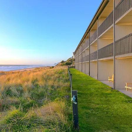Lincoln Sands Oceanfront Resort, An Ascend Collection Hotel-3