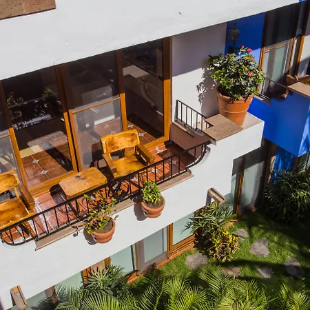 Casa Loteria: Colorful Family Retreat with Pool in Pueblito Sayulita-2