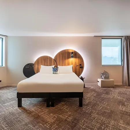 Ibis Styles Paris Meteor Avenue D'Italie-3
