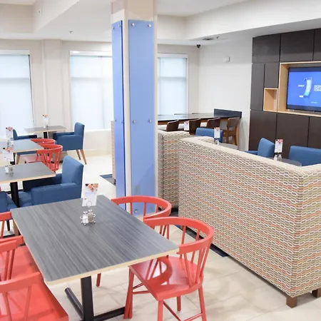 Holiday Inn Express & Suites Pensacola West I-10 By Ihg-3
