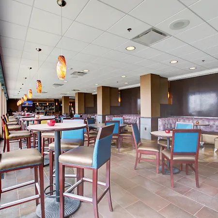 Holiday Inn Des Moines-Downtown-Mercy Campus By Ihg-3