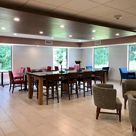 Holiday Inn Express Great Barrington By Ihg-3