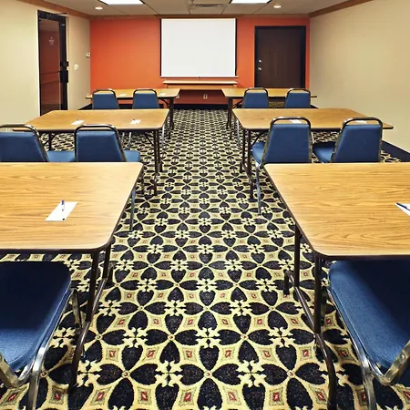 Holiday Inn Express & Suites Fayetteville University Of Arkansas Area By Ihg-2