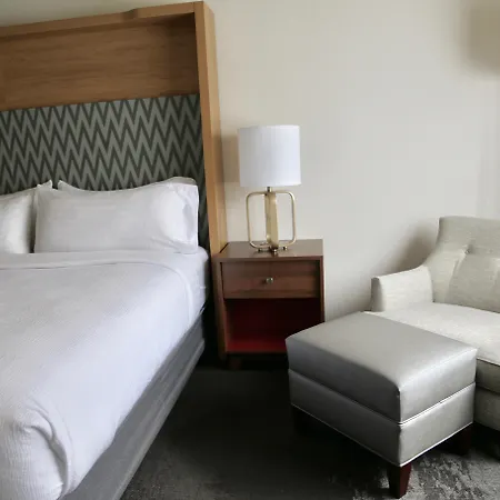 Holiday Inn Salem By Ihg-3