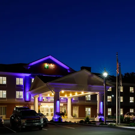 Holiday Inn Express & Suites - Sturbridge By Ihg-2